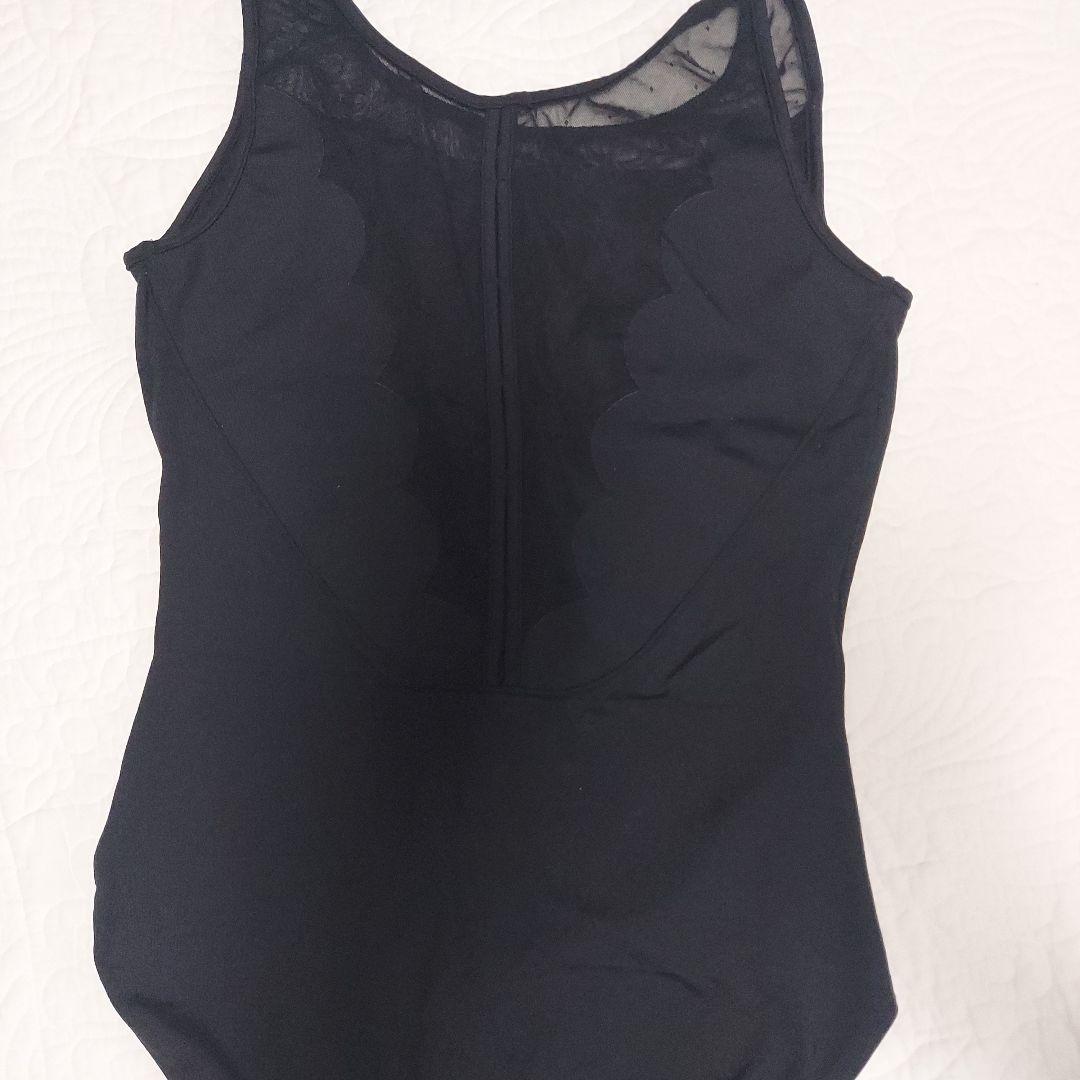 バレエの稽古用レオタード、上着セット