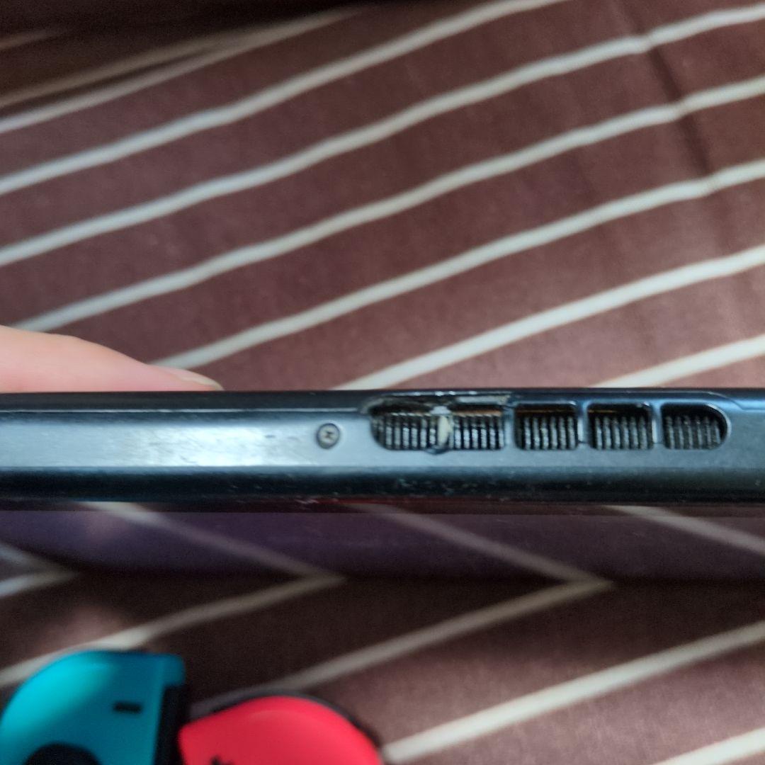 任天堂Switch+2つソフト付き（おまけあり）