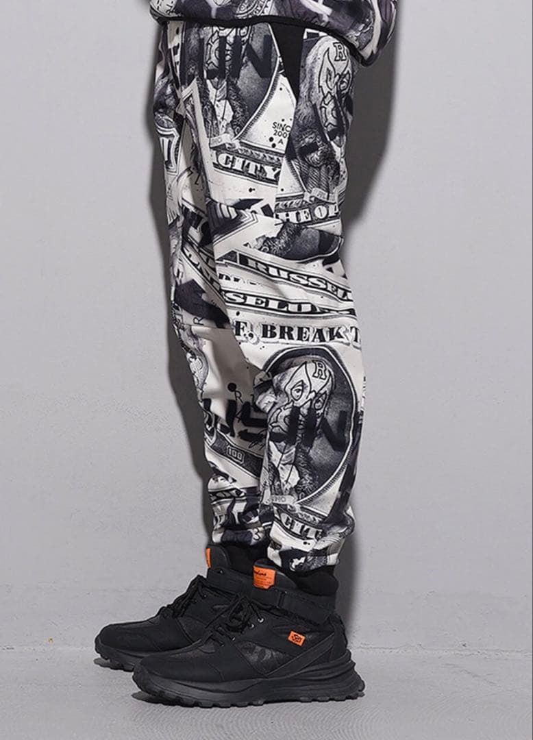 ¥82,500【ラッセルノ/5】ボンディングセットアップパーカージョガーパンツ