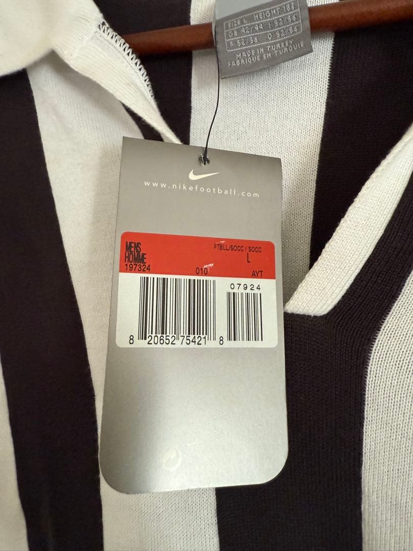 ユベントスユニフォーム　ロナウドマーキング、　スクデット100周年ユニフォーム付