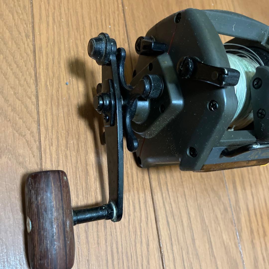 SHIMANO 4000 デジタルリール
