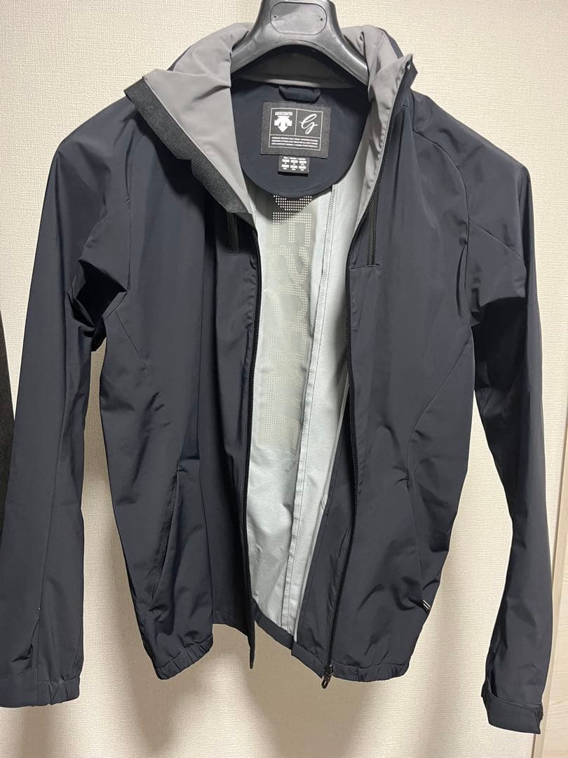 DESCENTE 【新品未使用】3レイヤー ジャケット