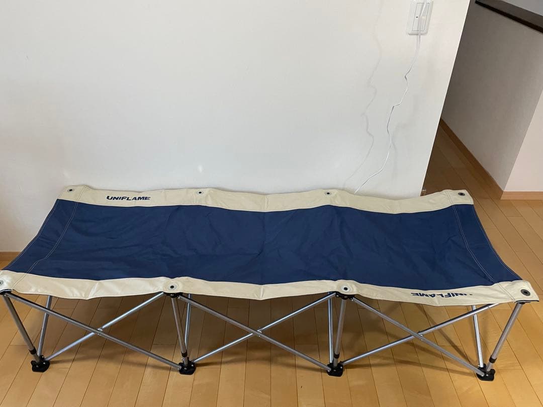 UNIFLAME〈ユニフレーム〉折り畳みベッド