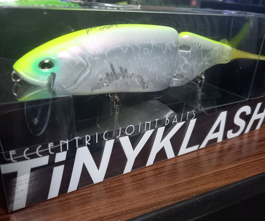 DRT、タイニークラッシュ Low、超定番・即完売カラー!! レモネード