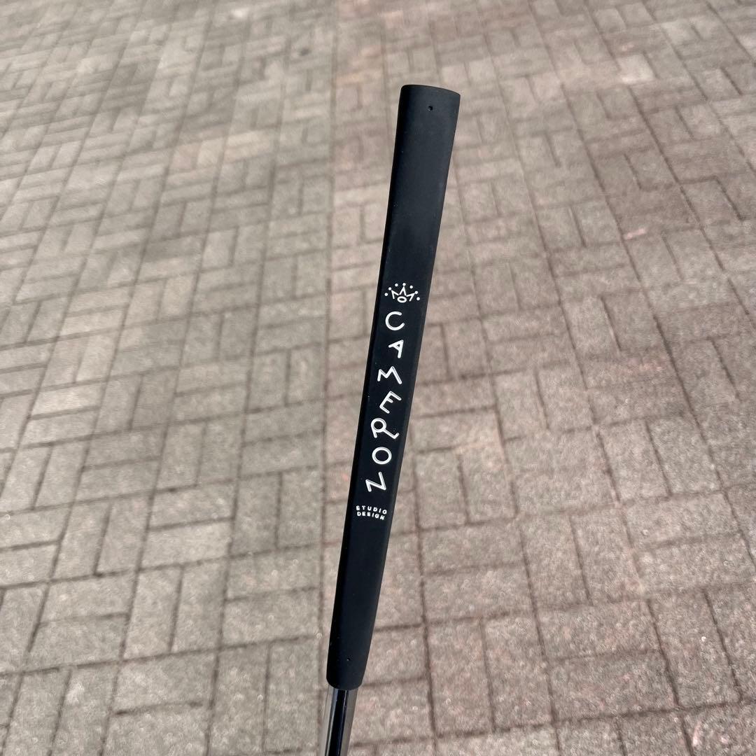 スタジオセレクト ダークミラー ツイストネック チェリーボンブ ハンドスタンプ