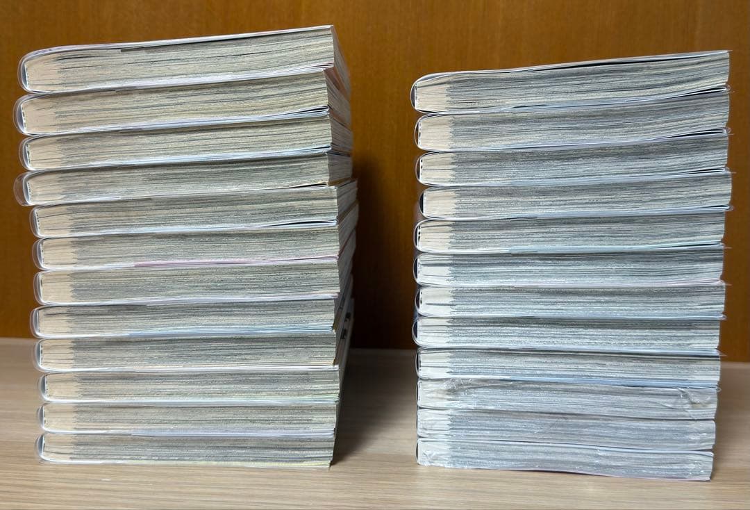 【匿名配送】全巻初版 特典多数 2.5次元の誘惑 1〜25巻セット