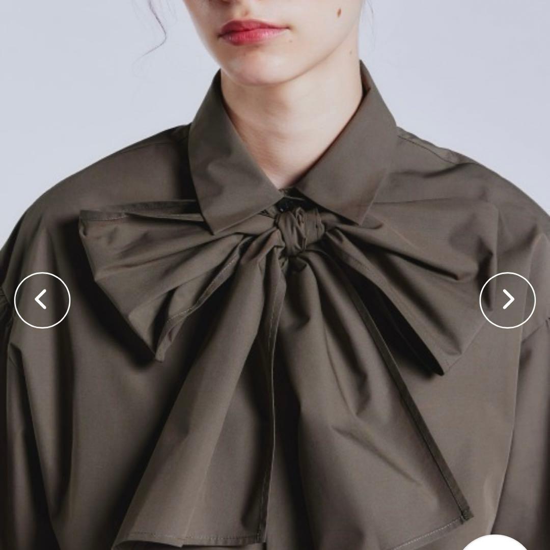 ダブスタ　ビックリボンボウタイブラウス（白）