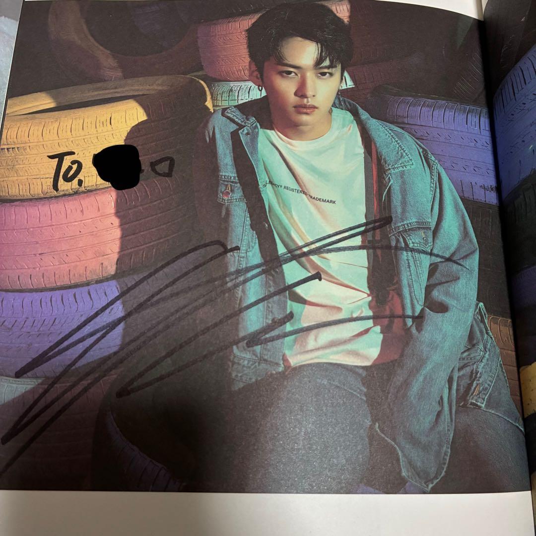 サイン入り K-POP アルバム